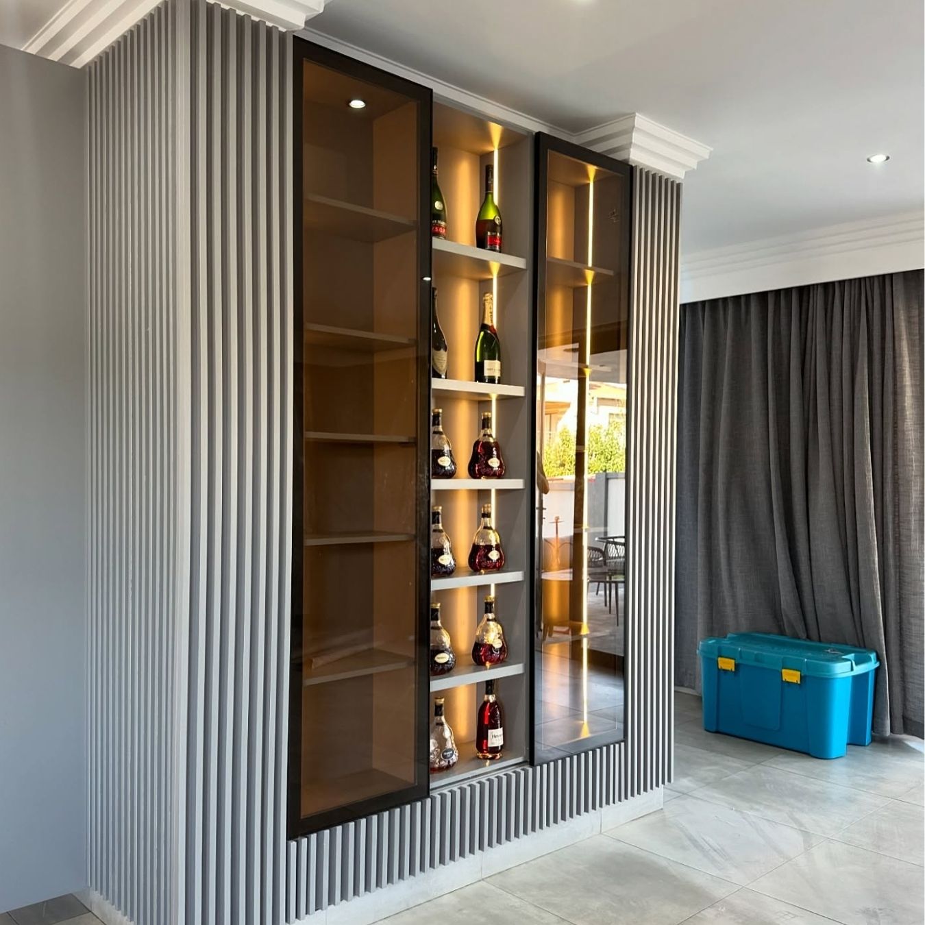 Fluted bar display cabinet