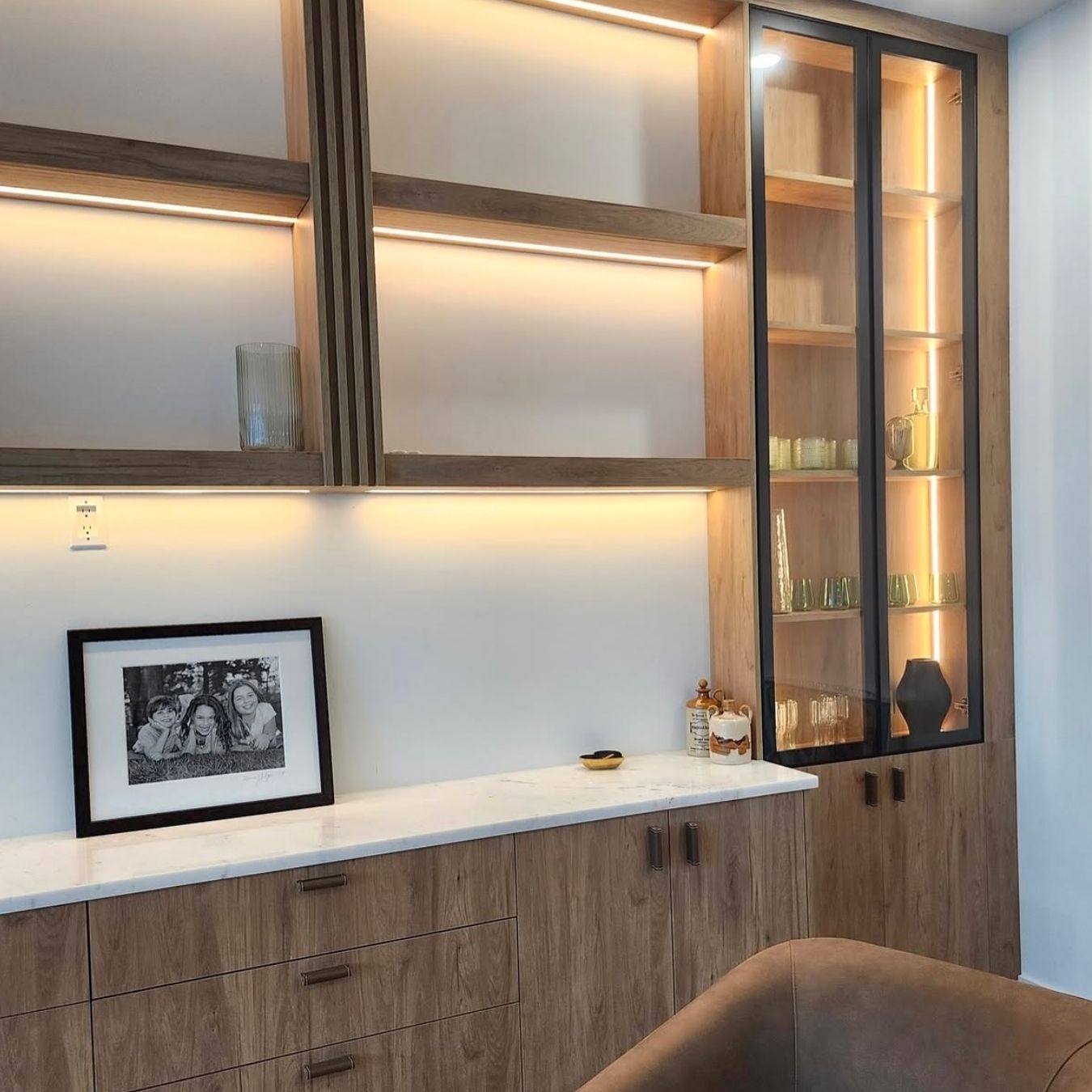 Oak & marble feature shelving